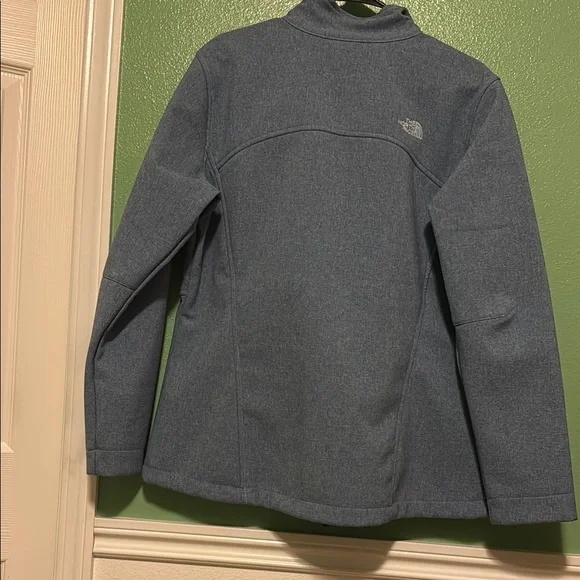 The North Face Gray Softshell Jacket - Picture 4 of 4